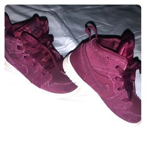 Air Jordan 1 toddler size 7